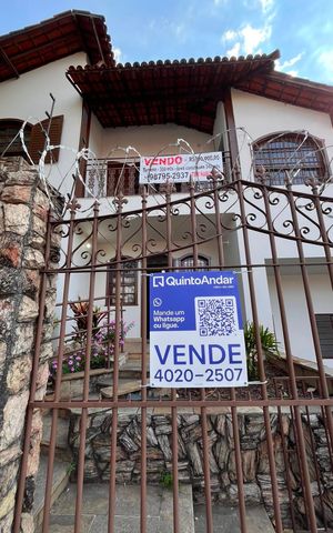 Casa à venda com 341m², 6 quartos e 2 vagas Casa à venda com 341m², 6 quartos e 2 vagasPLAQUINHA VIFG-398 INSTALADA EM 10/08/26