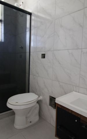 Casa para alugar com 437m², 3 quartos e 1 vagaBanheiro