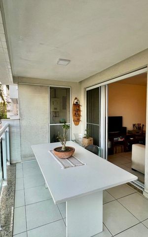 Apartamento à venda com 82m², 2 quartos e 1 vaga Apartamento à venda com 82m², 2 quartos e 1 vagaVaranda