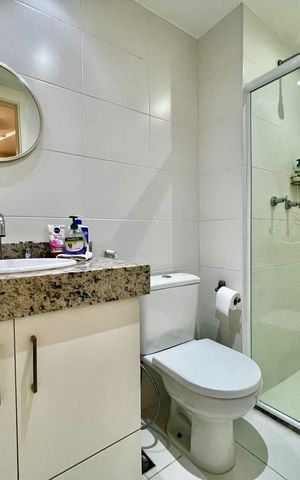 Apartamento à venda com 82m², 2 quartos e 1 vaga Apartamento à venda com 82m², 2 quartos e 1 vagaBanheiro 1