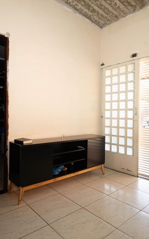 Casa de condomínio à venda com 270m², 2 quartos e 4 vagas Casa de condomínio à venda com 270m², 2 quartos e 4 vagasSala