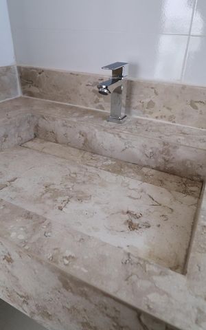 Apartamento para alugar com 80m², 2 quartos e 2 vagasBanheiro do Quarto 1