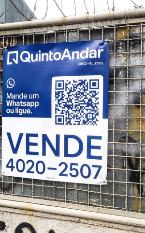 Casa à venda com 161m², 3 quartos e 20 vagasPlaca