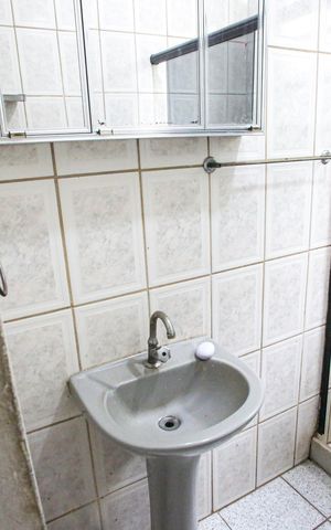 Casa à venda com 161m², 3 quartos e 20 vagasBanheiro social