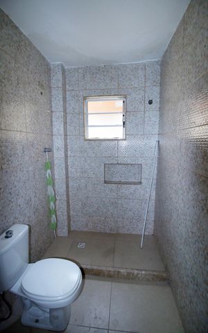 Casa para alugar com 90m², 2 quartos e 1 vagaBanheiro