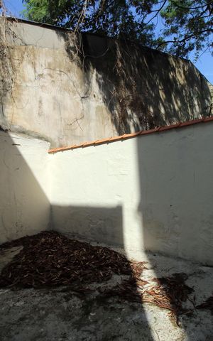 Casa para alugar com 90m², 2 quartos e 1 vagaQuintal - fundos