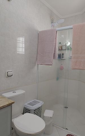 Casa de condomínio à venda com 113m², 2 quartos e 2 vagasBanheiro 3