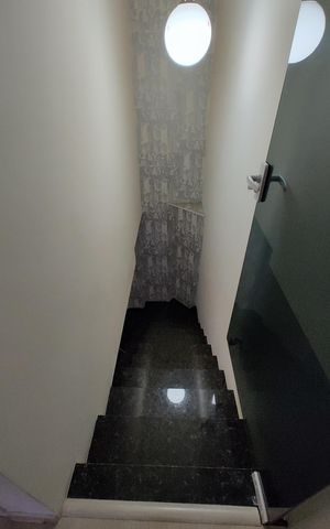 Casa de condomínio à venda com 113m², 2 quartos e 2 vagasCorredor