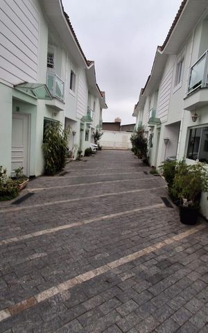 Casa de condomínio à venda com 113m², 2 quartos e 2 vagasÁrea externa