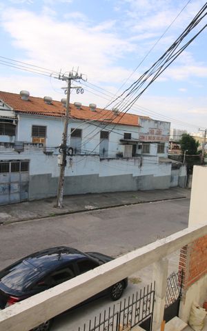 Casa à venda com 180m², 2 quartos e 5 vagasVista da varanda 