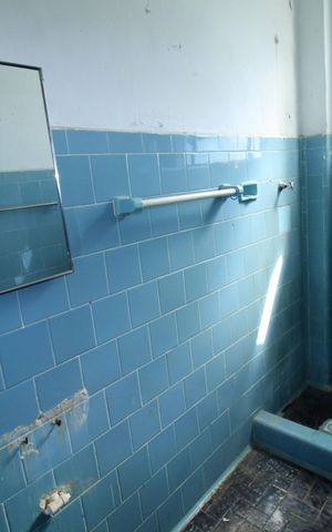 Casa à venda com 180m², 2 quartos e 5 vagasBanheiro