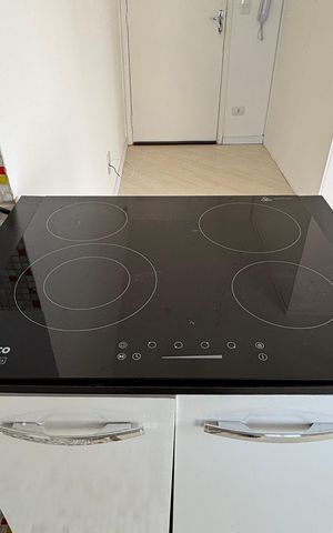Studio para alugar com 42m², 0 quarto e 1 vaga Studio para alugar com 42m², 0 quarto e 1 vagaStudio