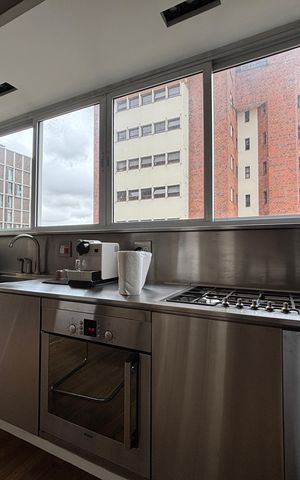 Apartamento para alugar com 185m², 2 quartos e 1 vaga Apartamento para alugar com 185m², 2 quartos e 1 vagaCozinha