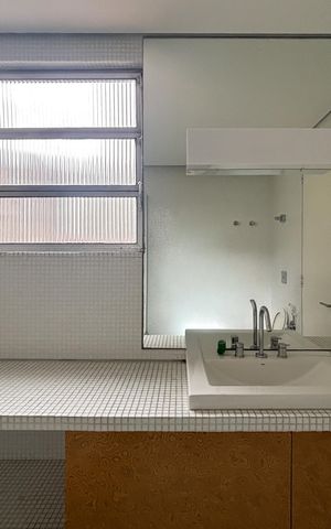Apartamento para alugar com 185m², 2 quartos e 1 vaga Apartamento para alugar com 185m², 2 quartos e 1 vagaBanheiro 2