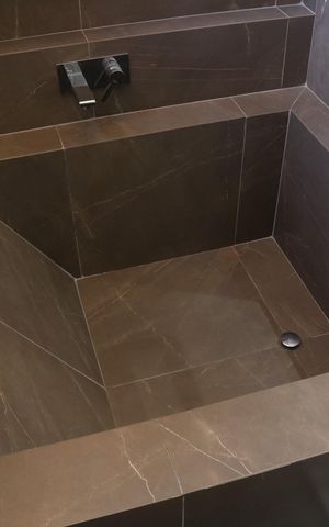 Apartamento à venda com 177m², 3 quartos e 3 vagasBanheiro 1