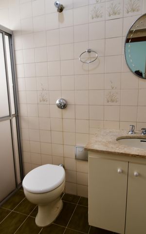 Casa à venda com 200m², 3 quartos e 3 vagasBanheiro Suíte