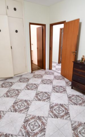 Casa à venda com 200m², 3 quartos e 3 vagasQuarto 3 - Suíte