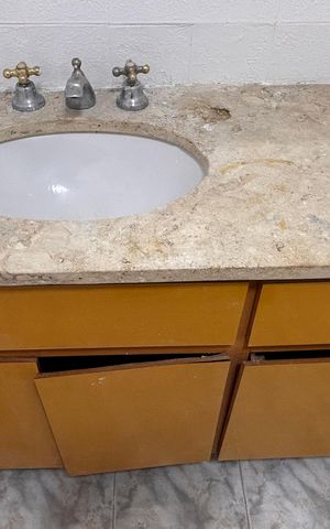 Apartamento para alugar com 87m², 3 quartos e 1 vaga Apartamento para alugar com 87m², 3 quartos e 1 vagaBanheiro