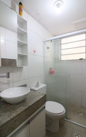 Apartamento à venda com 49m², 2 quartos e 1 vagaBanheiro Social