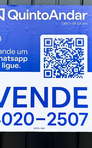 Casa à venda com 180m², 3 quartos e 1 vaga Casa à venda com 180m², 3 quartos e 1 vagaPlaca GRANDE instalada dia 22 de setembro de 2026 código da plaquinha BFSH-1698