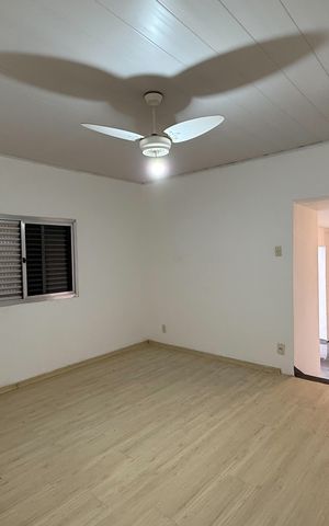 Casa à venda com 180m², 3 quartos e 1 vaga Casa à venda com 180m², 3 quartos e 1 vagaQuarto
