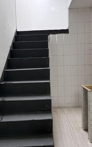 Casa à venda com 180m², 3 quartos e 1 vaga Casa à venda com 180m², 3 quartos e 1 vagaQuintal