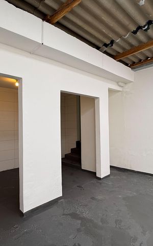 Casa à venda com 180m², 3 quartos e 1 vaga Casa à venda com 180m², 3 quartos e 1 vagaQuintal