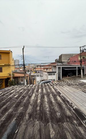 Casa à venda com 180m², 3 quartos e 1 vaga Casa à venda com 180m², 3 quartos e 1 vagaVista rua