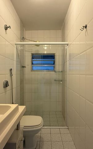 Casa à venda com 180m², 3 quartos e 1 vaga Casa à venda com 180m², 3 quartos e 1 vagaBanheiro