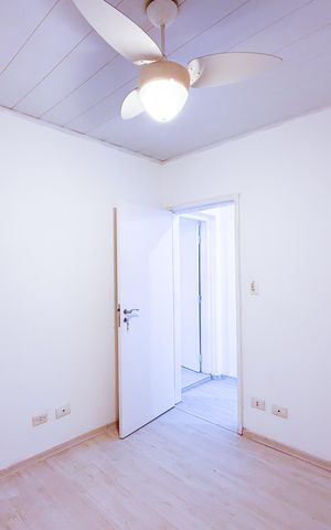 Casa à venda com 180m², 3 quartos e 1 vaga Casa à venda com 180m², 3 quartos e 1 vagaQuarto