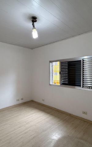 Casa à venda com 180m², 3 quartos e 1 vaga Casa à venda com 180m², 3 quartos e 1 vagaQuarto