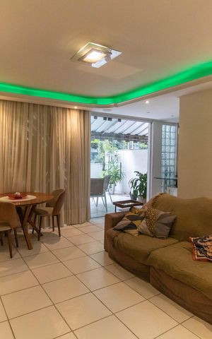 Apartamento à venda com 218m², 3 quartos e 1 vaga Apartamento à venda com 218m², 3 quartos e 1 vagaSala