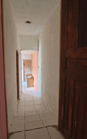 Casa à venda com 200m², 6 quartos e 2 vagasCorredor