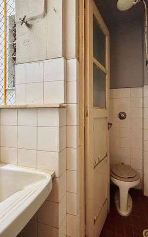 Apartamento para alugar com 80m², 2 quartos e 1 vaga Apartamento para alugar com 80m², 2 quartos e 1 vagaBanheiro de serviço