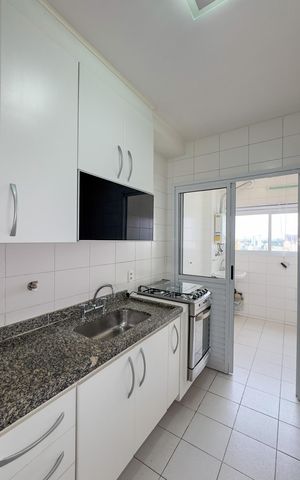 Apartamento à venda com 95m², 3 quartos e 2 vagasCozinha e Área de Serviço
