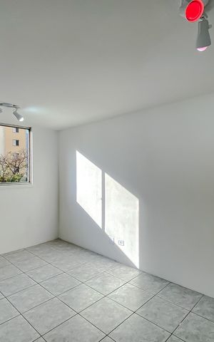 Apartamento à venda com 50m², 2 quartos e 1 vaga Apartamento à venda com 50m², 2 quartos e 1 vagaSala