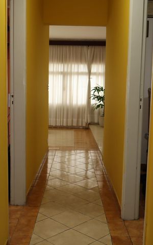 Casa à venda com 416m², 7 quartos e 5 vagasCorredor