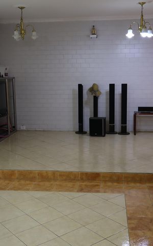 Casa à venda com 416m², 7 quartos e 5 vagasSala