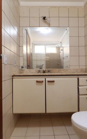 Apartamento para alugar com 100m², 3 quartos e 1 vagaBanheiro suite 