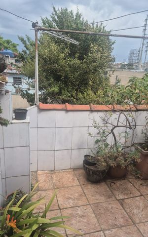 Casa à venda com 190m², 5 quartos e 2 vagasÁrea externa