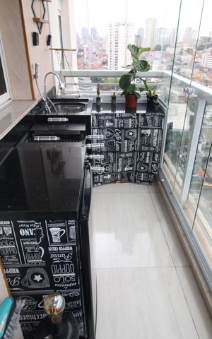 Apartamento para alugar com 75m², 2 quartos e 2 vagasVaranda