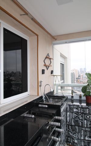 Apartamento para alugar com 75m², 2 quartos e 2 vagasVaranda