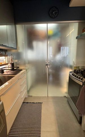 Apartamento à venda com 83m², 2 quartos e 2 vagas Apartamento à venda com 83m², 2 quartos e 2 vagascozinha