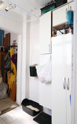 Apartamento à venda com 103m², 2 quartos e sem vagaCozinha e Área de serviço 