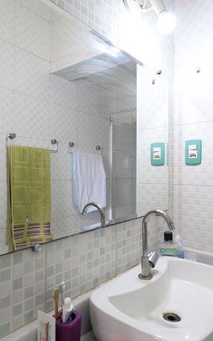Apartamento à venda com 103m², 2 quartos e sem vagaBanheiro da Suíte
