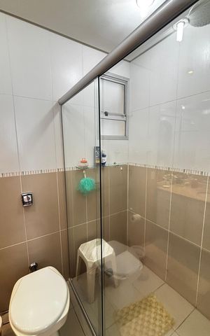 Apartamento à venda com 141m², 3 quartos e 2 vagas Apartamento à venda com 141m², 3 quartos e 2 vagasBanheiro da Suíte
