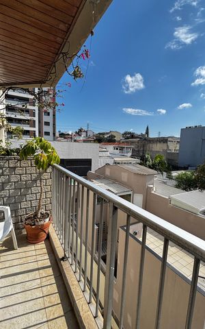 Apartamento à venda com 141m², 3 quartos e 2 vagas Apartamento à venda com 141m², 3 quartos e 2 vagasSala - Sala de Jantar Varanda