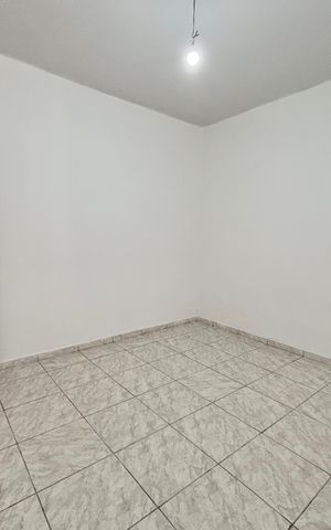 Casa para alugar com 250m², 3 quartos e 2 vagas Casa para alugar com 250m², 3 quartos e 2 vagasQuarto