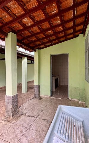 Casa para alugar com 250m², 3 quartos e 2 vagas Casa para alugar com 250m², 3 quartos e 2 vagasÁrea externa