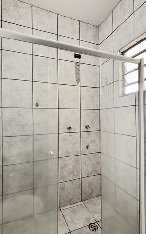 Casa para alugar com 250m², 3 quartos e 2 vagas Casa para alugar com 250m², 3 quartos e 2 vagasBanheiro